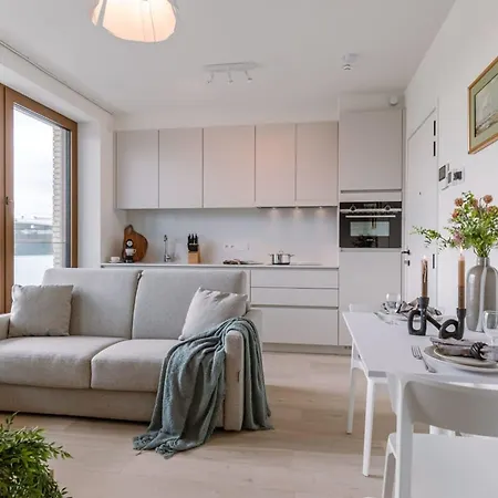 Perfect Getaway Close To The Sea